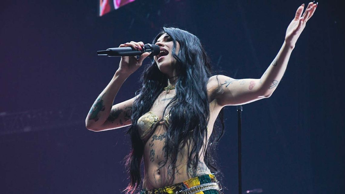 Cazzu colmó su cuarto Movistar Arena y anunció una quinta fecha: “Estoy viviendo un sueño”