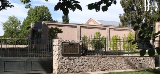 Cortados por la misma tijera