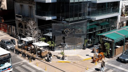 Salve sorprende con su nueva milanesa de entraña: innovación y sabor en la cocina porteña