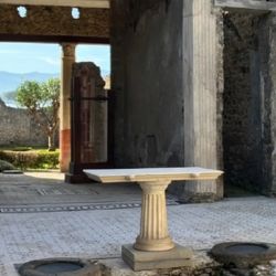 El trabajo puso de manifiesto la importancia que se le daba al diseño de iluminación en la arquitectura antigua.