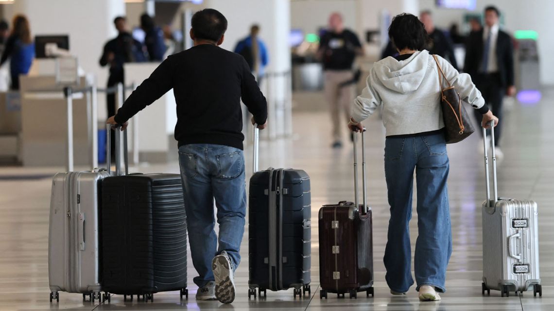 Estados Unidos comenzará a cancelar vuelos a partir de este viernes por el cierre gubernamental