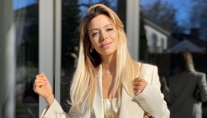 Así era la casa de Evangelina Anderson en Alemania: diseñada por ella, con espacios abiertos y un balcón privado en la habitación