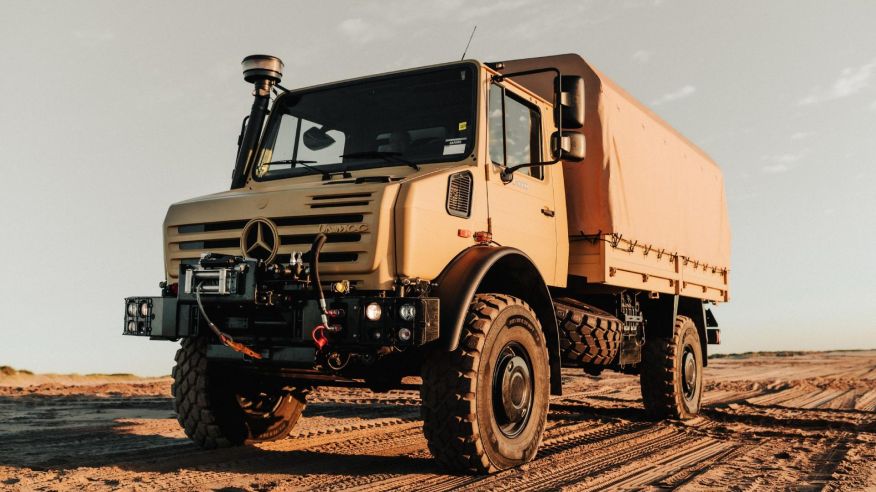 Mercedes-Benz Unimog U4000
