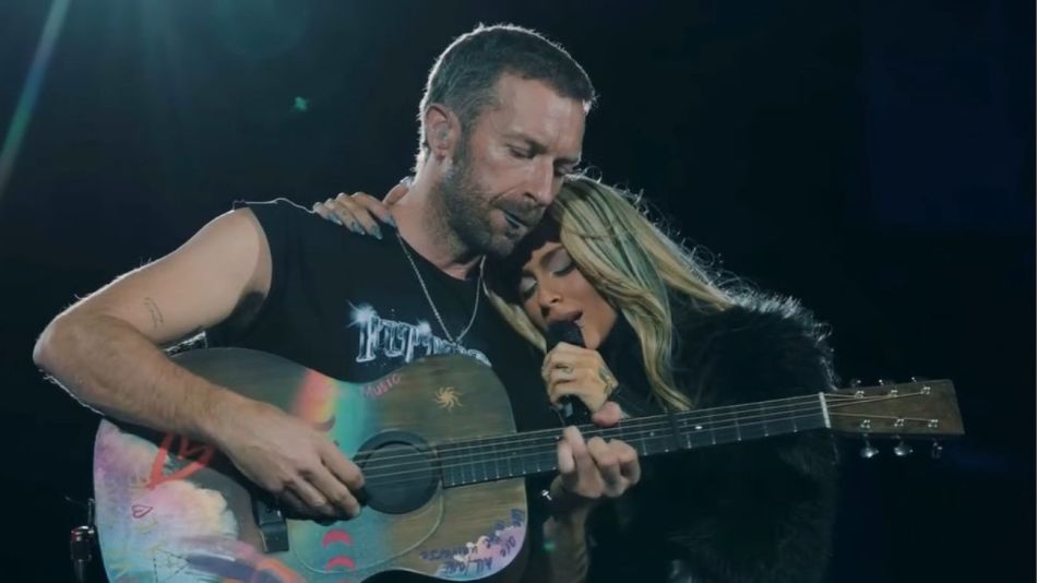 Chris Martin y Tini Stoessel