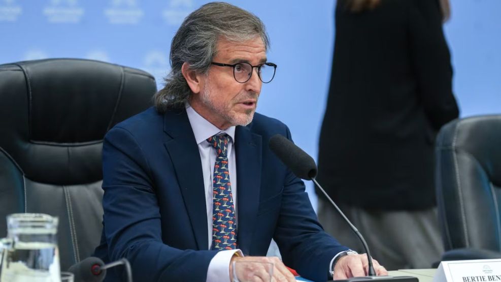 El presidente de la Comisión de Presupuesto y Hacienda, Bertie Benegas Lynch