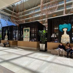  Obras de la serie “Reinas”, expuestas en el salón principal del Hotel Hilton Buenos Aires. | Foto:Verbo