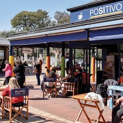 "Café Positivo", en San Isidro, es atendido por jóvenes neurodivergentes. | Foto:Cedoc