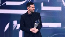 Lionel Messi recibiendo el premio The Best