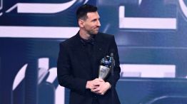 Lionel Messi recibiendo el premio The Best