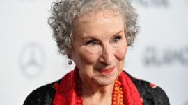 Margaret Atwood lanzó sus memorias: infancia, feminismo y el legado de “El cuento de la criada”