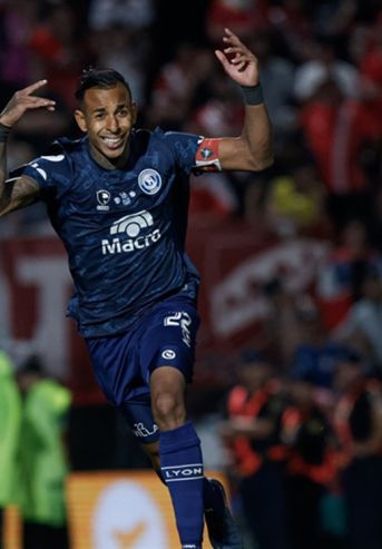 Sebastián Villa en Copa Argentina con Independiente Rivadavia