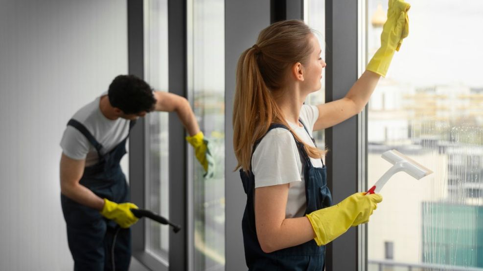 Las empleadas domésticas aguardan por el cobro de sus salarios  en noviembre