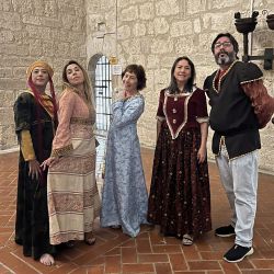 La ruta del vino en Castilla y León viene acompañada por tradiciones ancestrales y castillos con mucha historia.