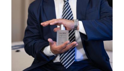 Confiance pour homme de VAL-ROU la fragancia que transgrede las reglas