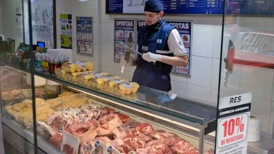 La inflación en alimentos se aceleró en noviembre por el aumento de la carne
