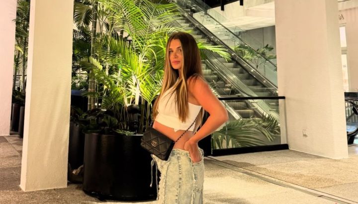 Cami Homs mostró el primer vestidito de su bebé, Aitana