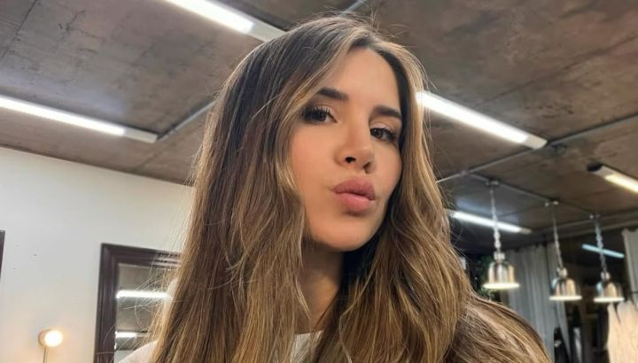 Mica Tinelli impone el nuevo regreso del pantalón camuflado: así se lleva en versión chic y moderna