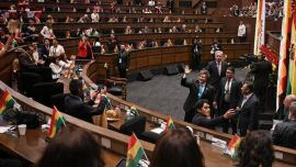 Javier Milei participó en la asunción de Rodrigo Paz Pereira y acaparó la atención del Parlamento