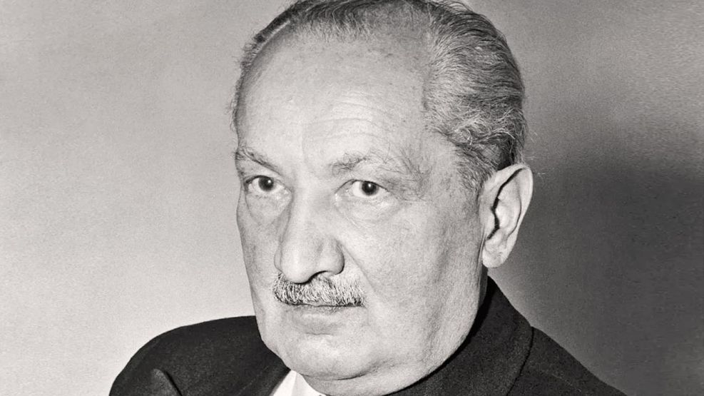 091125_martin_heidegger_cedoc_g