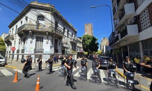 El Gobierno porteño desalojó un edificio tomado por cartoneros en Once