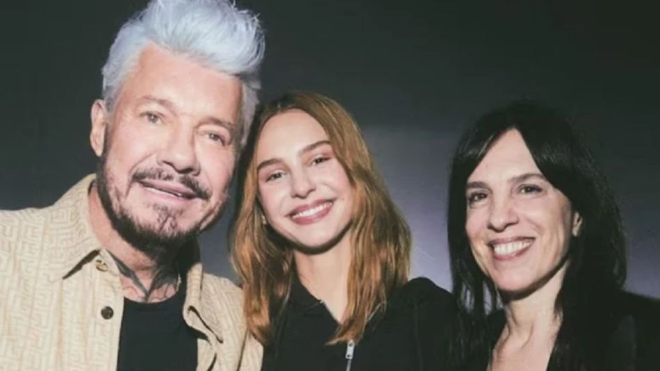 Marcelo Tinelli, Juanita y Paula Robles.