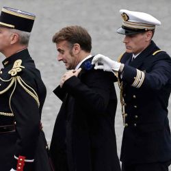 El presidente de Francia, Emmanuel Macron, asistió a una ceremonia en el Arco del Triunfo de París. Foto de STEPHANE DE SAKUTIN / AFP | Foto:AFP