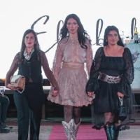 Elizabeth Atelier Diseños de autor auténticos, en pasarela