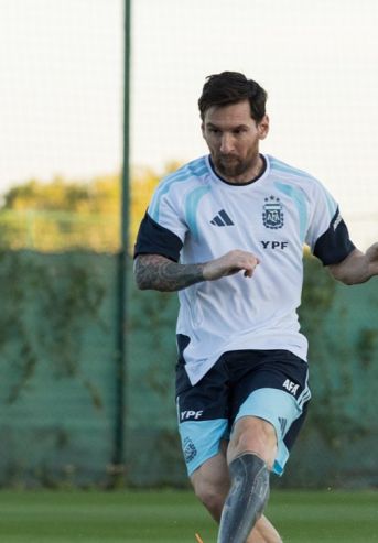 Lionel Messi entrenando con la Selección Argentina