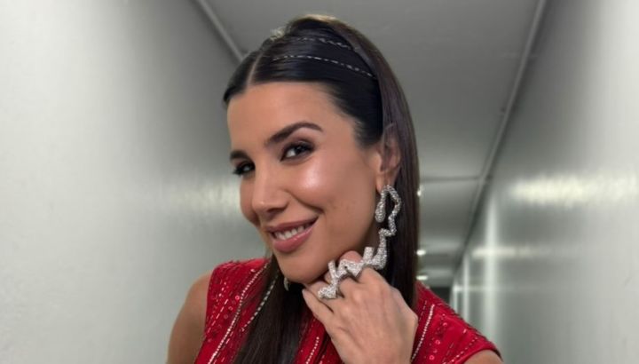 Andrea Rincón oficializó su romance con sensuales fotos desde Mendoza: "En el paraíso"