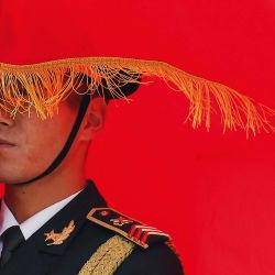 Un guardia de honor del Ejército Popular de Liberación (EPL) de China durante una ceremonia de bienvenida al rey Felipe VI de España en Pekín. Foto de Maxim Shemetov / AFP | Foto:AFP