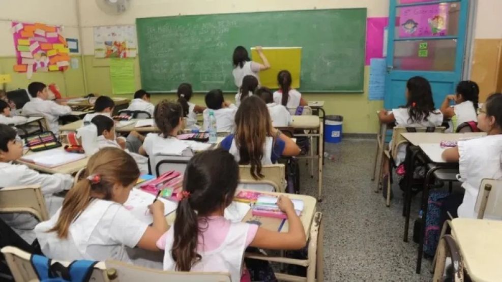 El Gobierno Nacional acordó al menos 190 días de clases en 2026.