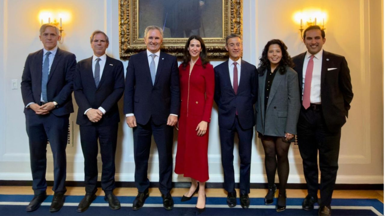 Pablo Quirno y su equipo en Washington