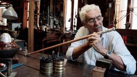 El orfebre Pallarols: "No pude hacer perritos en un bastón de mando porque no está en los códigos"