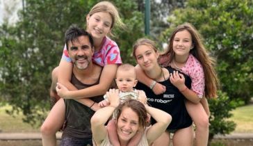 Mica Viciconte, Indiana, Sienna, Allegra, Luca y Fabián Cubero