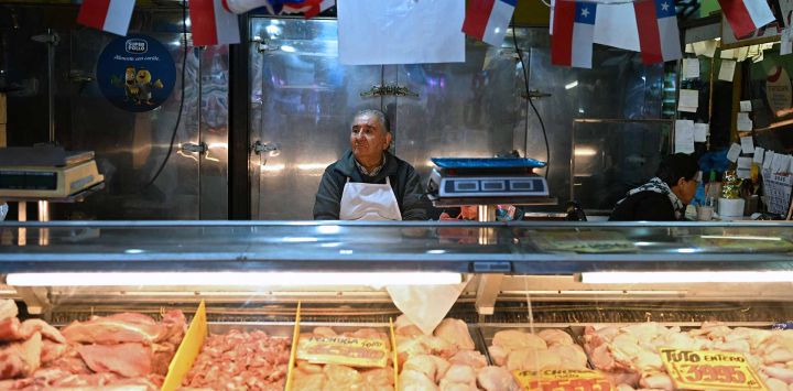 Mercado central en la comuna de Recoleta en Santiago. Foto de Marvin RECINOS / AFP