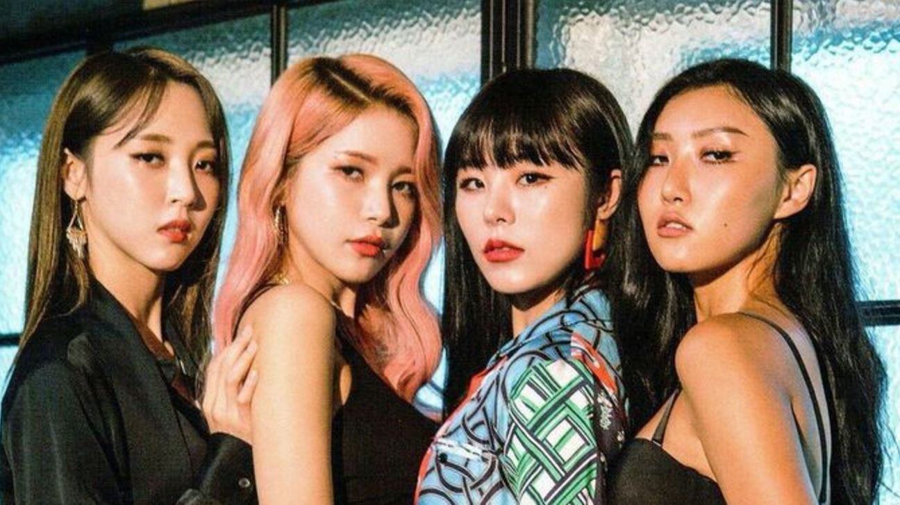 mamamoo-2137543.jpg?webp