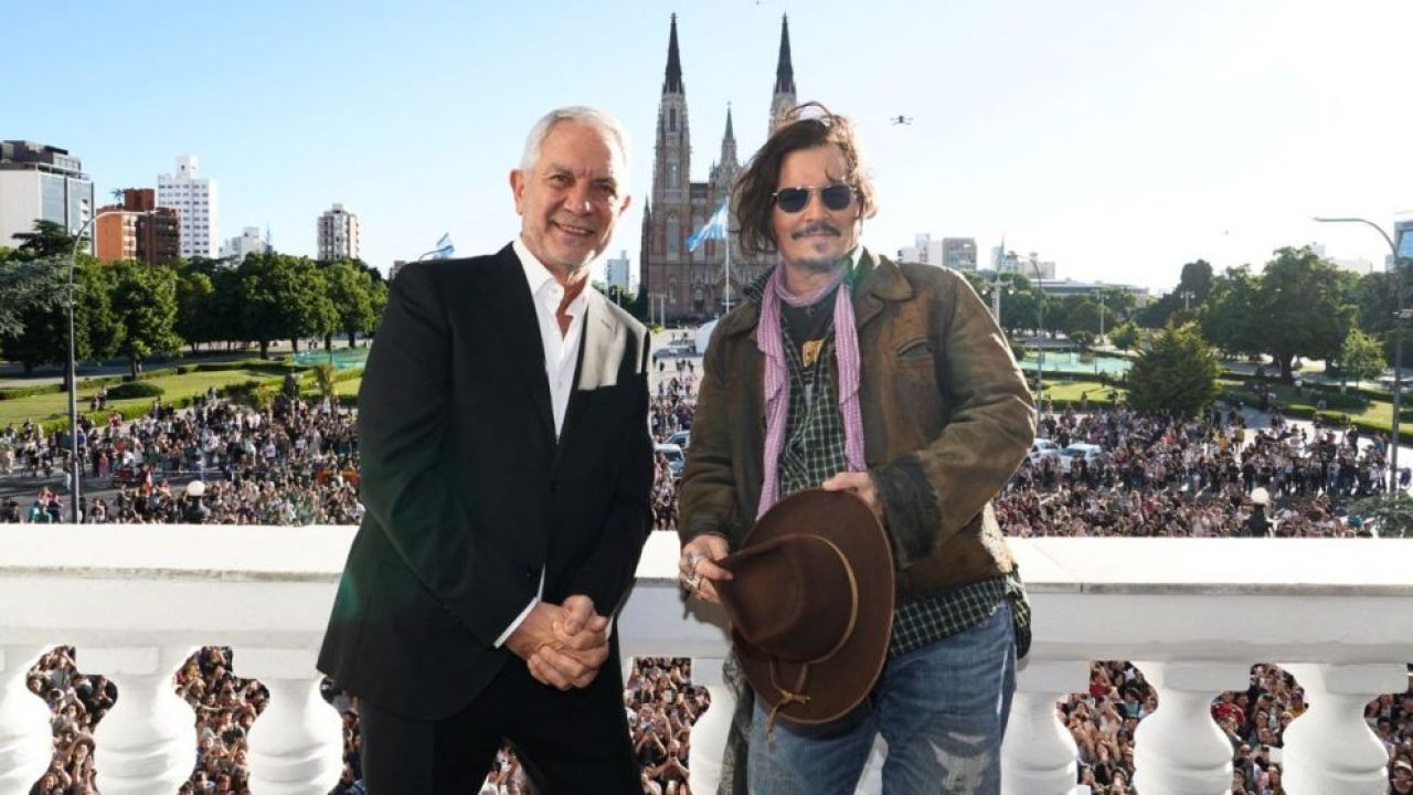Johnny Depp con el intendente Julio Alak | Foto:CEDOC