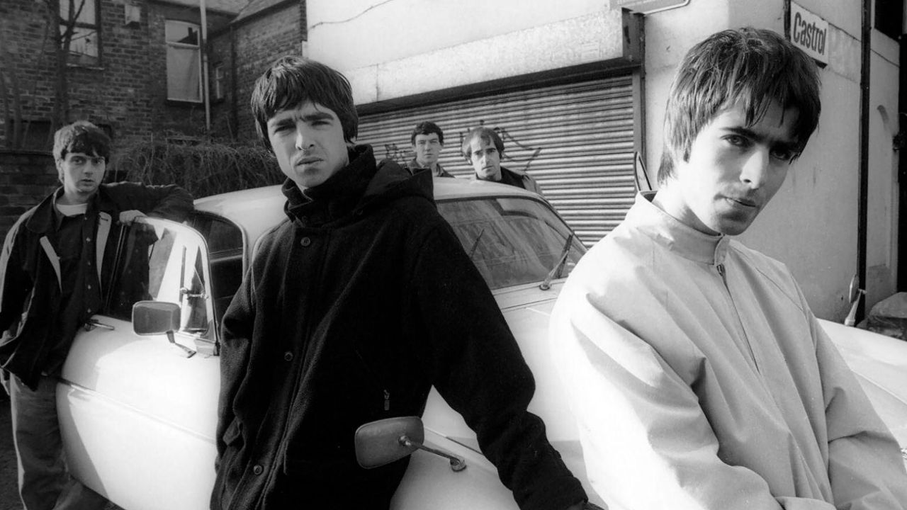 Oasis en escenario y su impacto en la moda