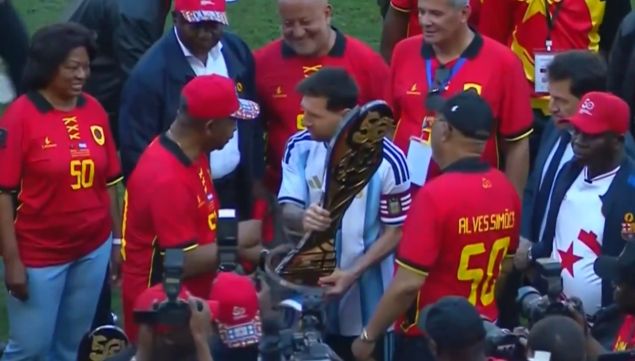 Lionel Messi en Angola