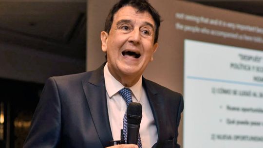 Melconian: “El dólar entre $ 1.500 y $ 2.000 se la banca”