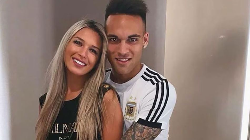 Lautaro Martínez y Agustina Gandolfo