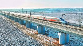 El “Dragón de nieve”: China inauguró un espectacular tren bala para impulsar el turismo de esquí