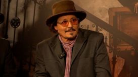Johnny Depp visitó la Bombonera para ver el partido de Boca Juniors y conoció a Román Riquelme