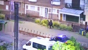 Un joven fue atacado por dos ladrones con piñas y patadas para robarle el celular en Córdoba