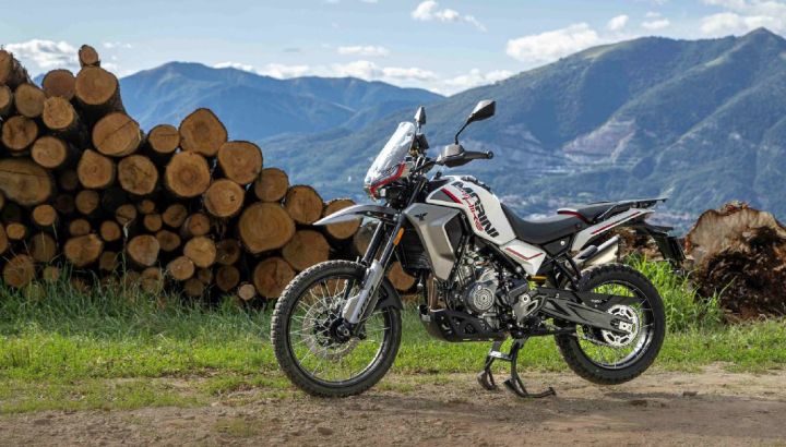 Moto Morini lanza la nueva Alltrhike 450 