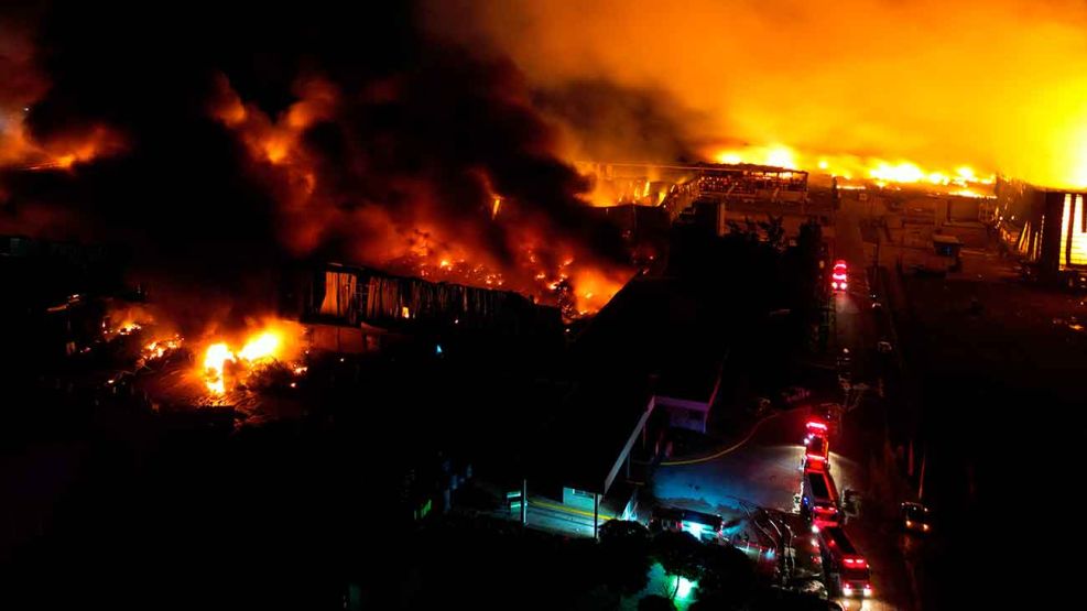 Incendio en Polígono Industrial Spegazzini 17112025
