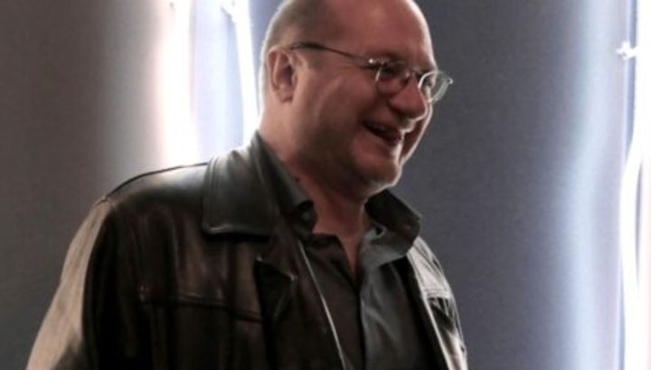 Murió Dan McGrath, histórico guionista y productor de "Los Simpson", a los 61 años