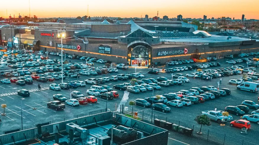 Alto Avellaneda Shopping