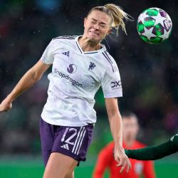 La mediocampista sueca del Manchester United, #12 Fridolina Rolfo, durante el partido de fútbol de la Champions League VfL Wolfsburg vs Manchester. Foto de Ronny HARTMANN / AFP | Foto:AFP