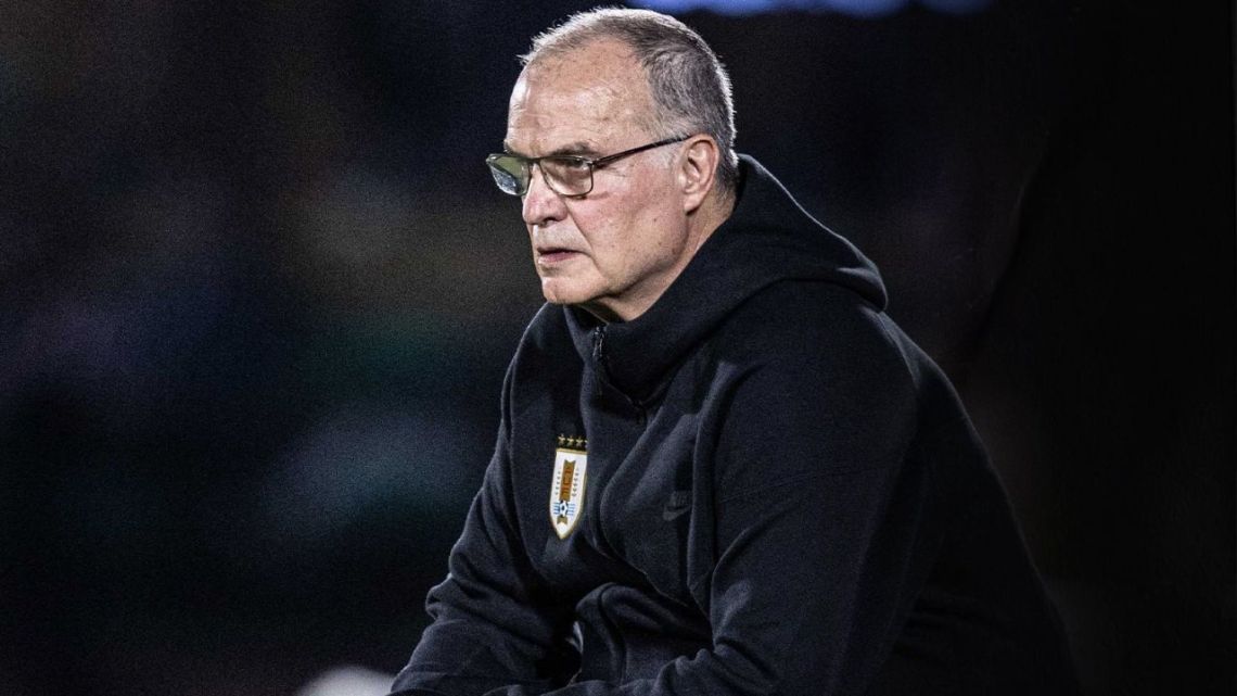 Escândalo no Uruguai: irmão de Araujo cruzou com Bielsa